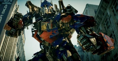The Transformers MMO lacks any and all signs of Michael Bay-ness