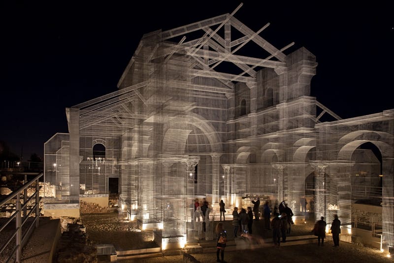 Wireframe church looks like a videogame’s debug mode made real